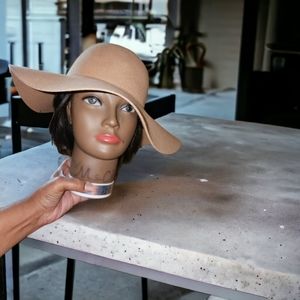 FOREVER 21, SIZE S/M, TAN SUN HAT